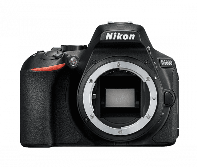 Nikon D5600 runko, järjestelmäkamera