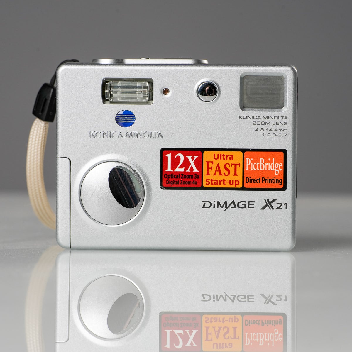 ＫOＮIＫＡ ＭIＮOLＴＡ ＤiＭＡＧＥ X21 - デジタルカメラ