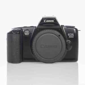 Käytetty Canon eos 500 filmikamera