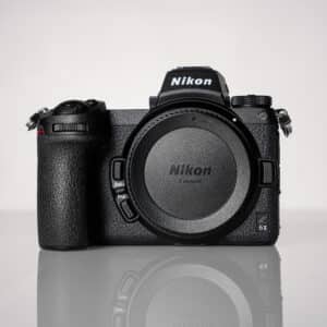 Käytetty Nikon Z6 II runko
