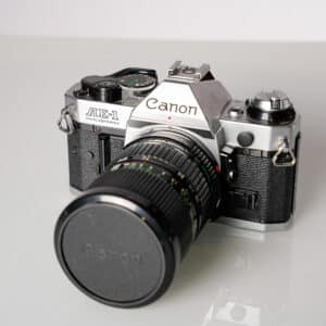 Käytetty Canon AE-1 Program & fd 35-70mm f4