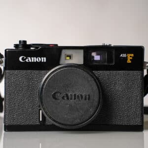 Käytetty Canon A35F filmikamera