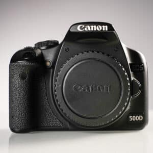 Käytetty Canon EOS 500D runko