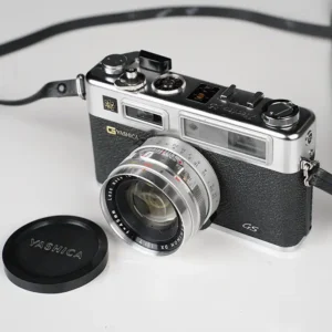 Käytetty Yashica Electro 35 GS - Filmikamera