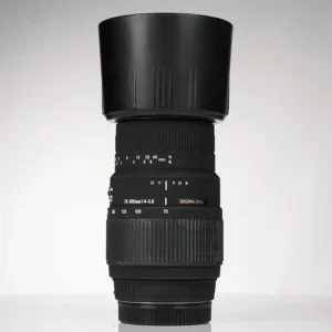 Käytetty Sigma 70-300mm