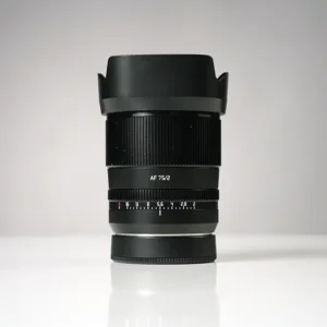 Käytetty Ttartisan AF 75mm f2 - Sony FE