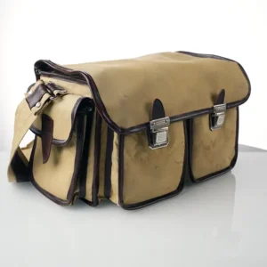 Käytetty beige kameralaukku