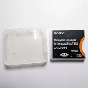 Käytetty Memory Stick Duo adaptor AD-MSCF1