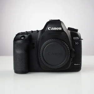 Käytetty Canon 5D II runko