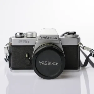Käytetty Yashica FR II & Yashica 28mm f2.8 DSB