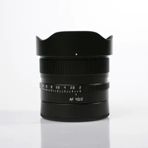 Käytetty TTartisan AF 40mm f/2 (Sony E)