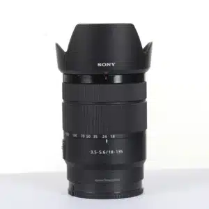 Käytetty Sony 18-135mm f/3.5-5.6 OSS