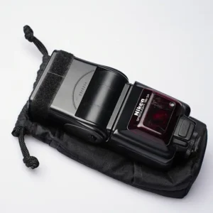 Käytetty Nikon SB-24