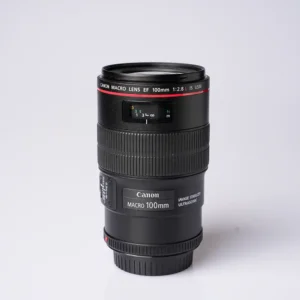Käytetty Canon EF 100mm f/2.8L IS USM