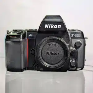 Käytetty Nikon f801s