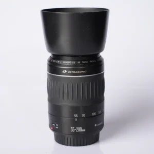 Uutuudet 49 Käytetty Canon EF 55-200mm f4.5-5.6 II USM