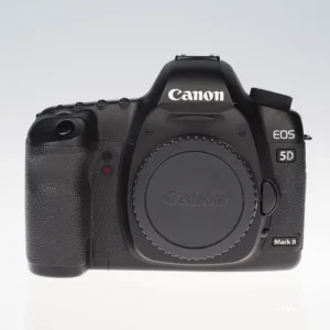 Käytetty Canon EOS 5D Mark II
