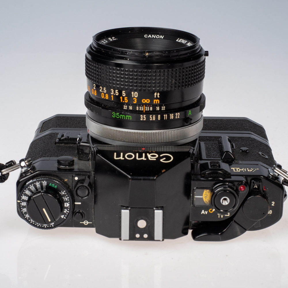 Käytetty Canon A-1 & FD 35mm f3.5 S.C