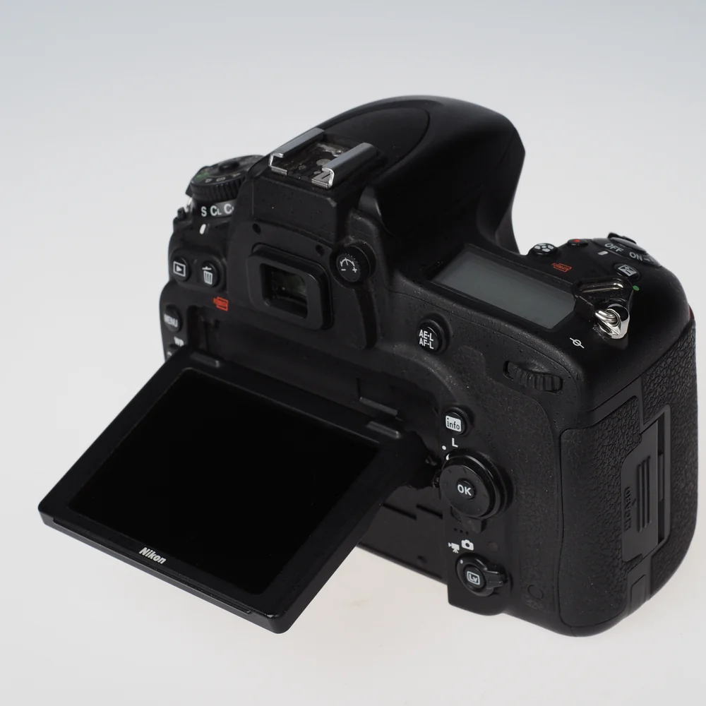 Käytetty Nikon D750 -runko