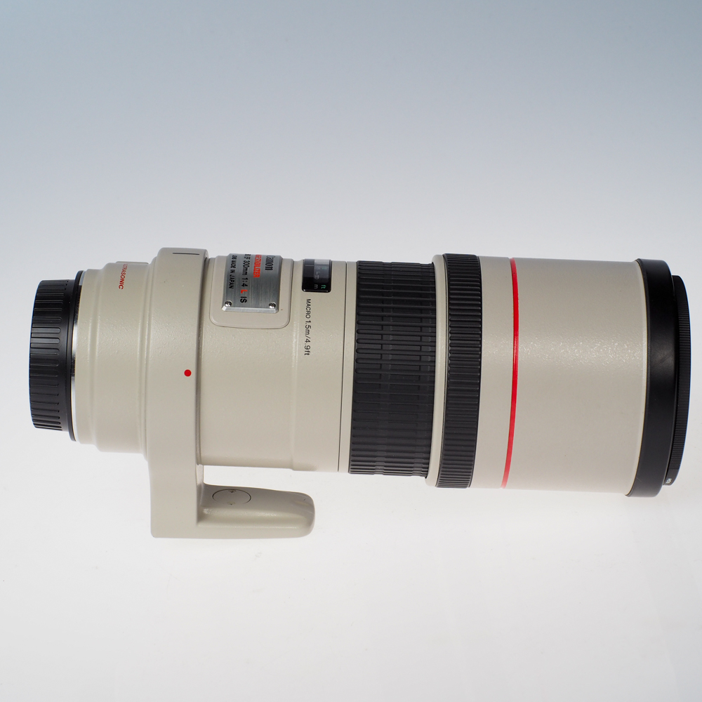 Käytetty Canon EF 300mm f4L IS USM