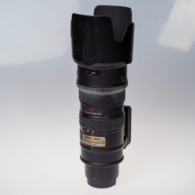 Etusivu 10 Käytetty Nikon AF-S VR Nikkor 70-200mm f/2.8G ED -objektiivi