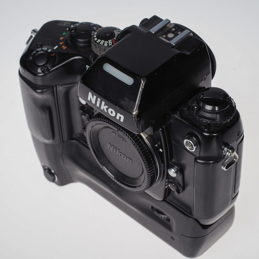 Nikon F4E filmirunko