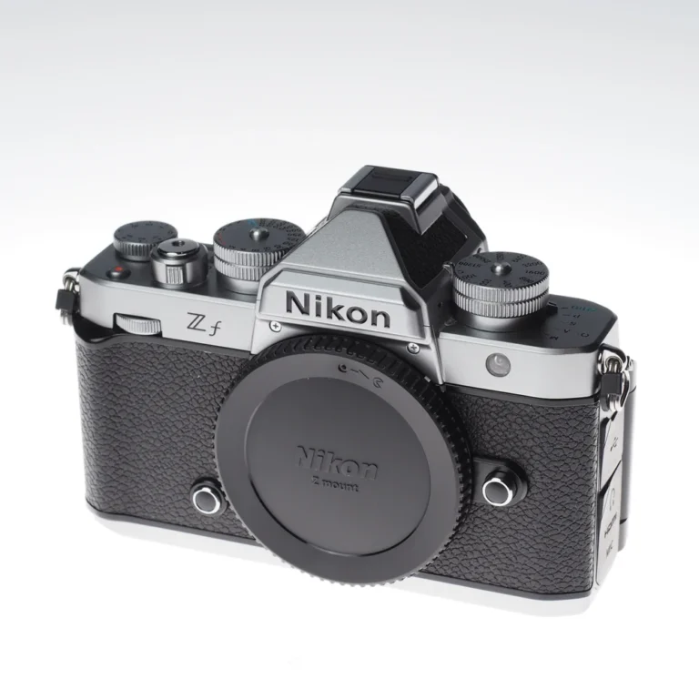 Käytetty Nikon Zf – Hopea