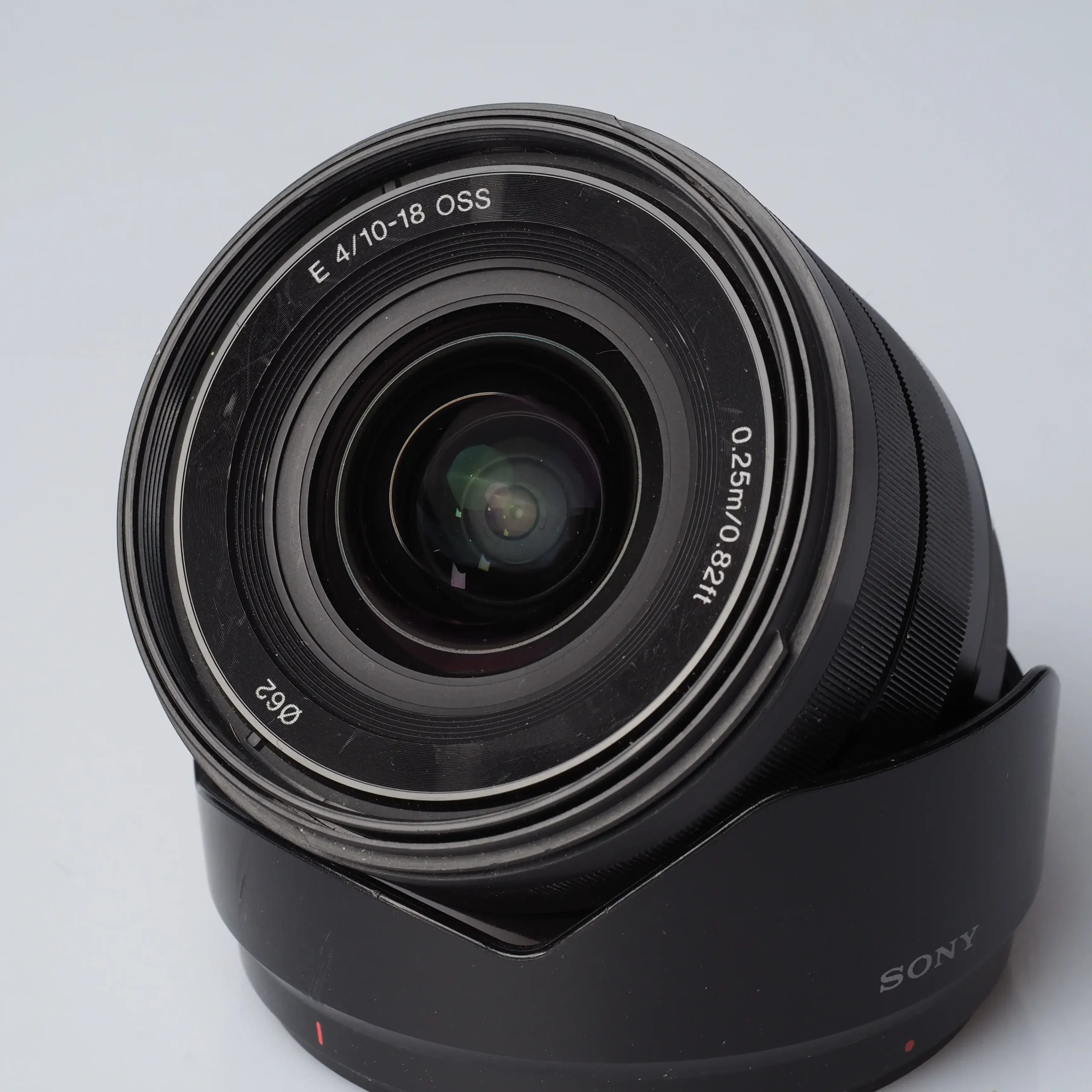 Käytetty Sony E 10-18mm F4 OSS Käytetty Sony E 10-18mm F4 OSS