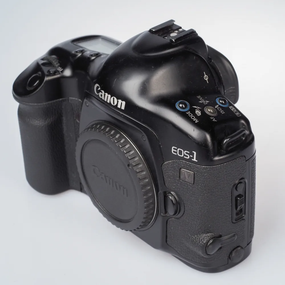 Käytetty Canon EOS-1v