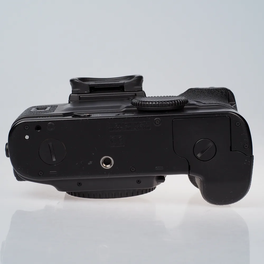 Käytetty Canon EOS-1v
